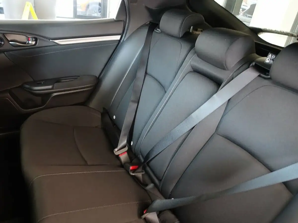 2019-honda-civic-10-vtec-turbo-sr-hatchback-5d-big-17