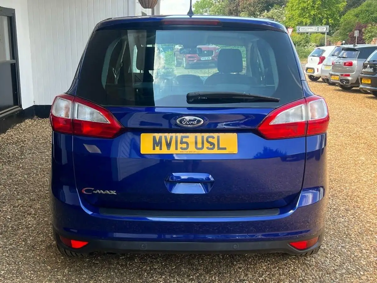 2015-ford-grand-c-max-big-7