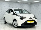 2020-toyota-aygo-10-vvt-i-x-play-small-5