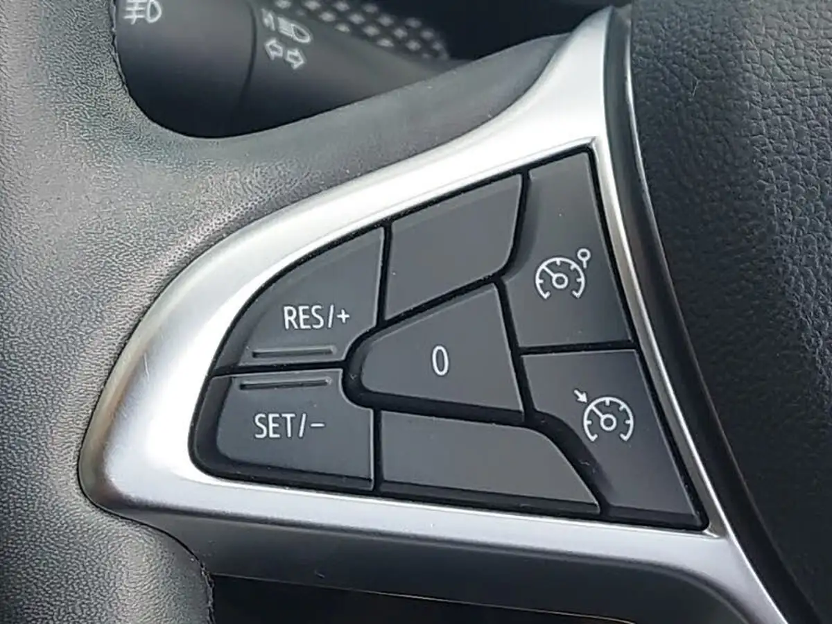2022-dacia-sandero-stepway-10-tce-comfort-90bhp-big-17
