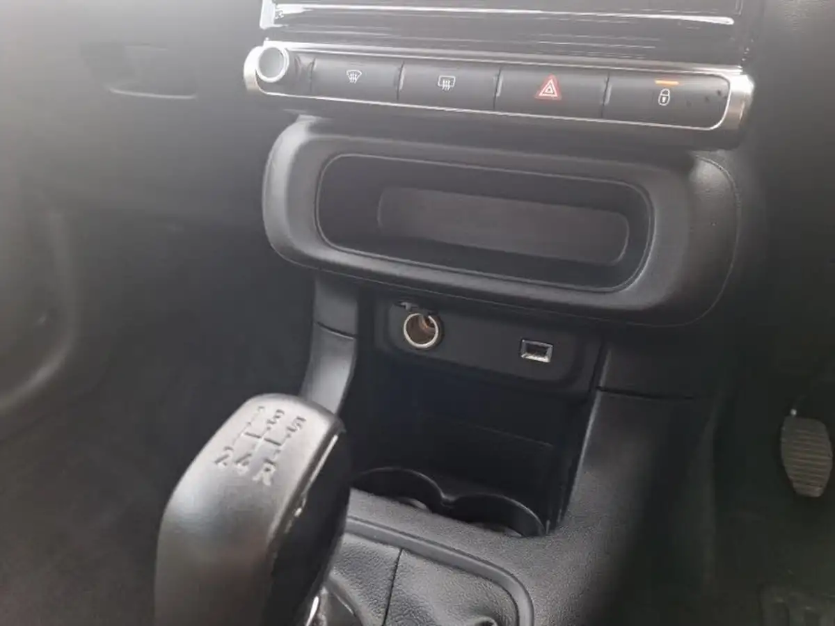 2022-citroen-c3-12-puretech-c-series-big-18