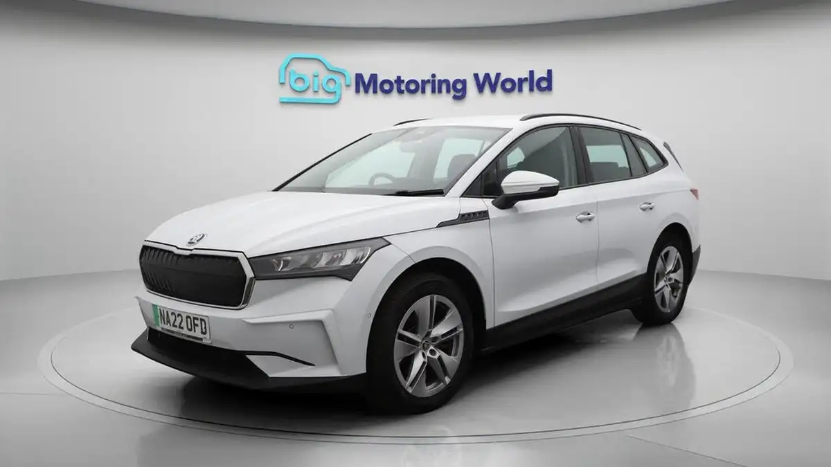 2022-skoda-enyaq-e-60-big-3