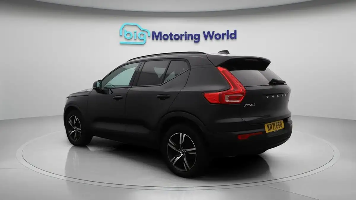 2022-volvo-xc40-20-b4-r-design-big-5