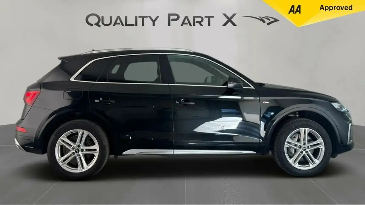 2022-audi-q5-20-50-tfsi-e-s-line-station-wagon-big-1