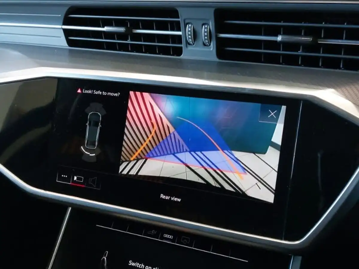 2020-audi-a6-saloon-20-50-tfsi-e-sport-big-11