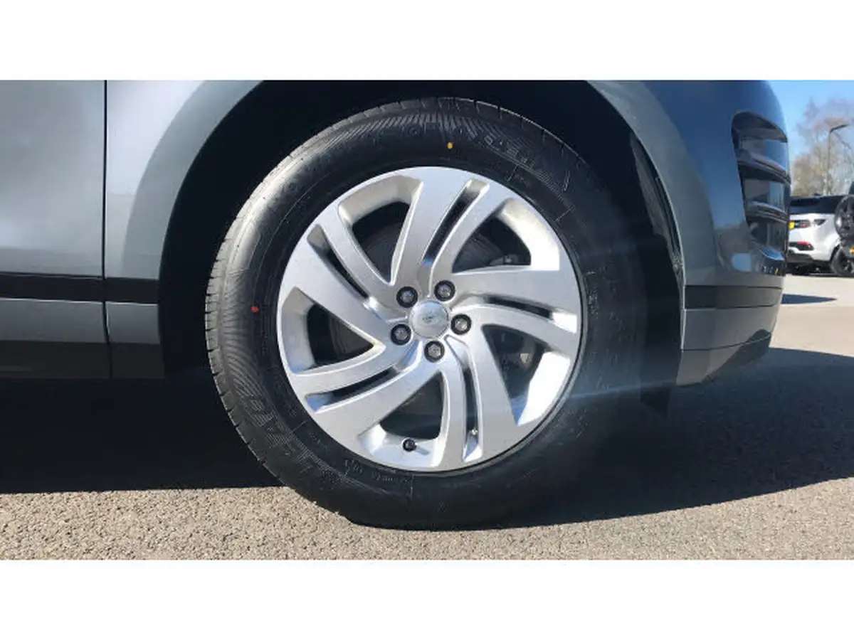 2022-land-rover-range-rover-evoque-20-d200-r-dynamic-s-big-7