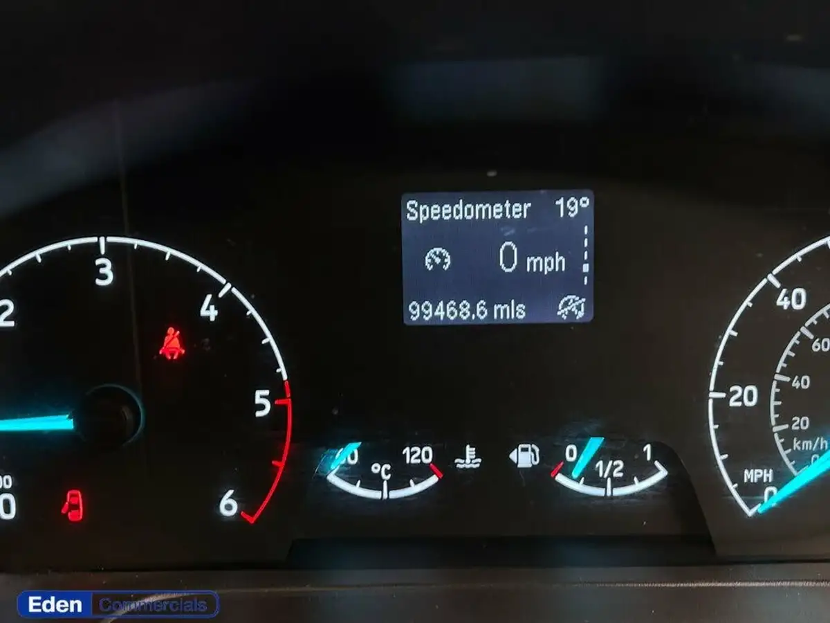 2020-ford-transit-custom-20tdci-320-l2h2-trend-130pseu6dt-panel-van-big-19