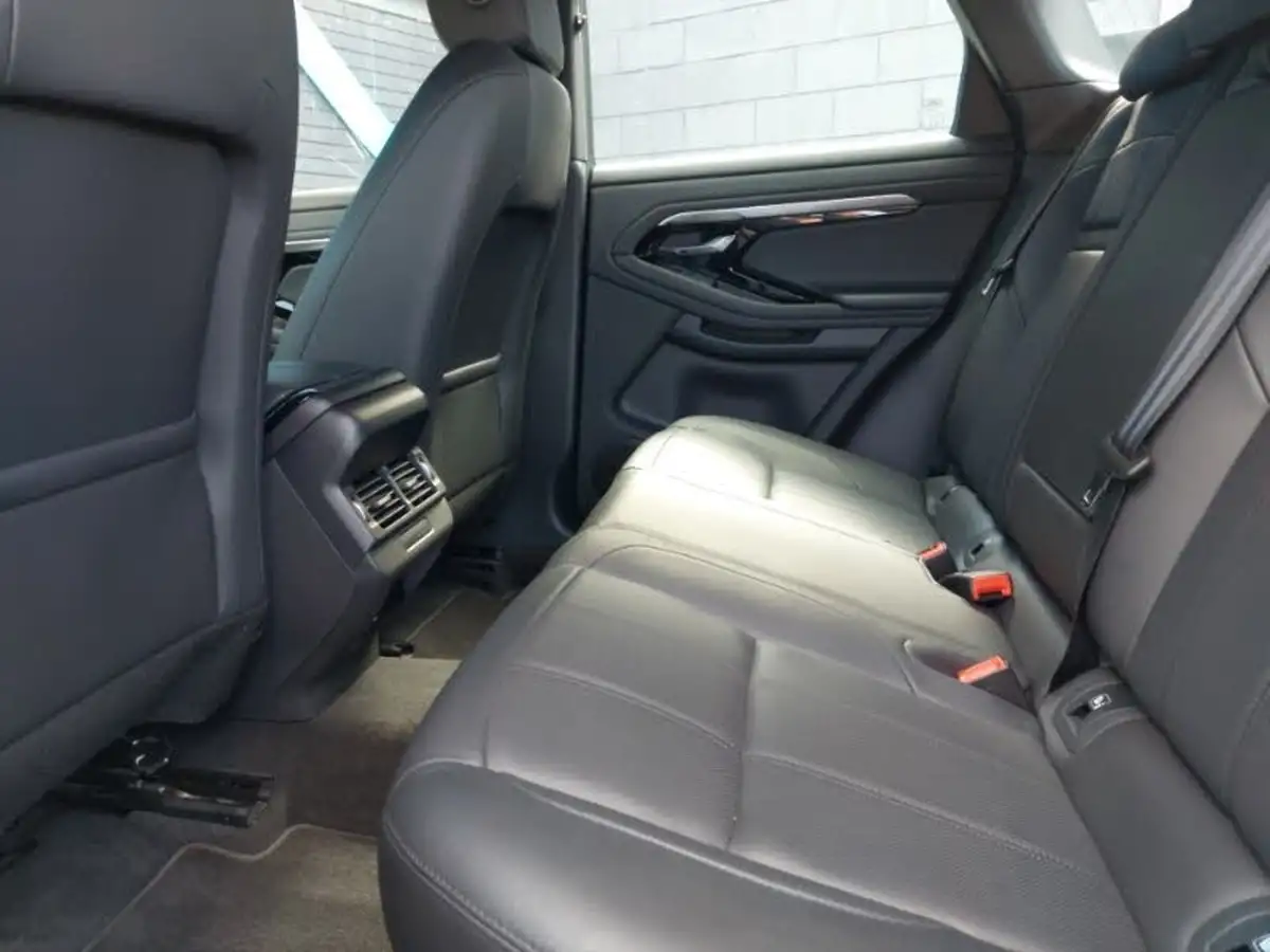 2022-land-rover-range-rover-evoque-20-d200-r-dynamic-s-big-5