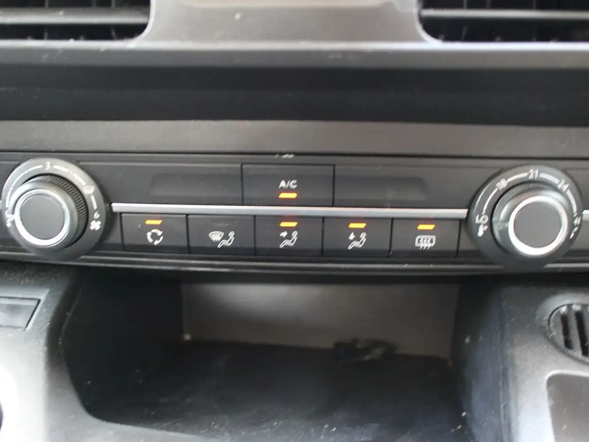 2021-vauxhall-combo-life-12i-edition-big-42