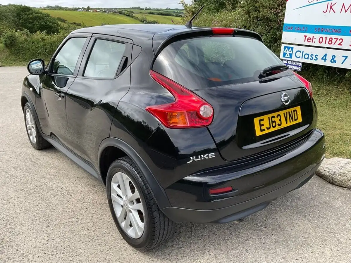 2013-nissan-juke-16-acenta-ss-big-6