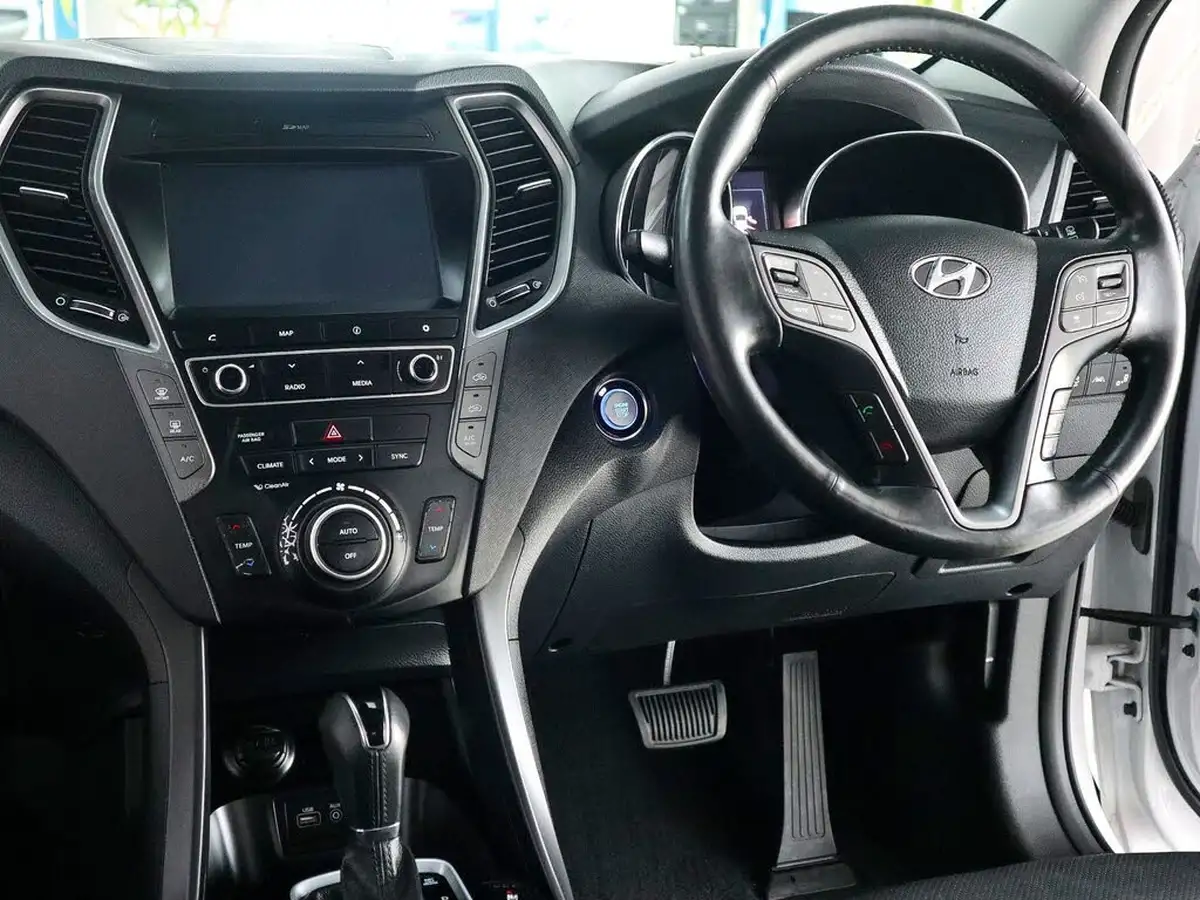 2017-hyundai-santa-fe-22-crdi-endurance-edition-big-27