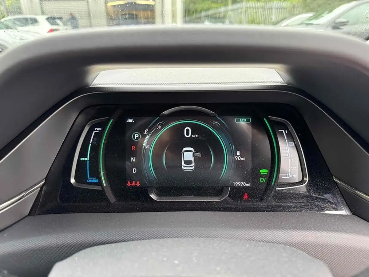 2022-hyundai-ioniq-16-gdi-premium-se-hybrid-big-14
