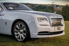 2016-rolls-royce-dawn-66-small-11