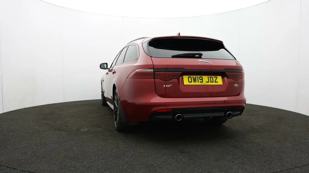 2019-jaguar-xf-30td-sportbrake-5d-big-36