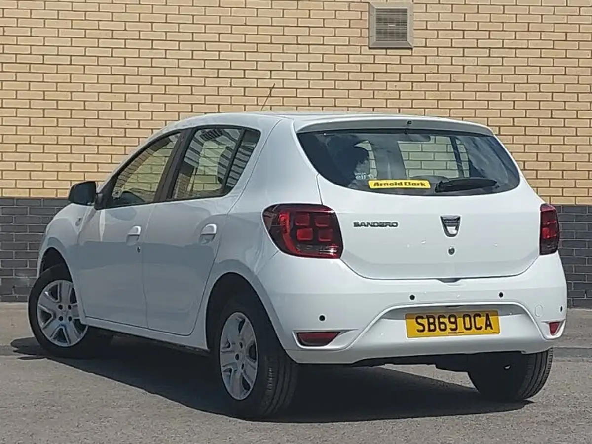 2019-dacia-sandero-09-tce-comfort-big-1