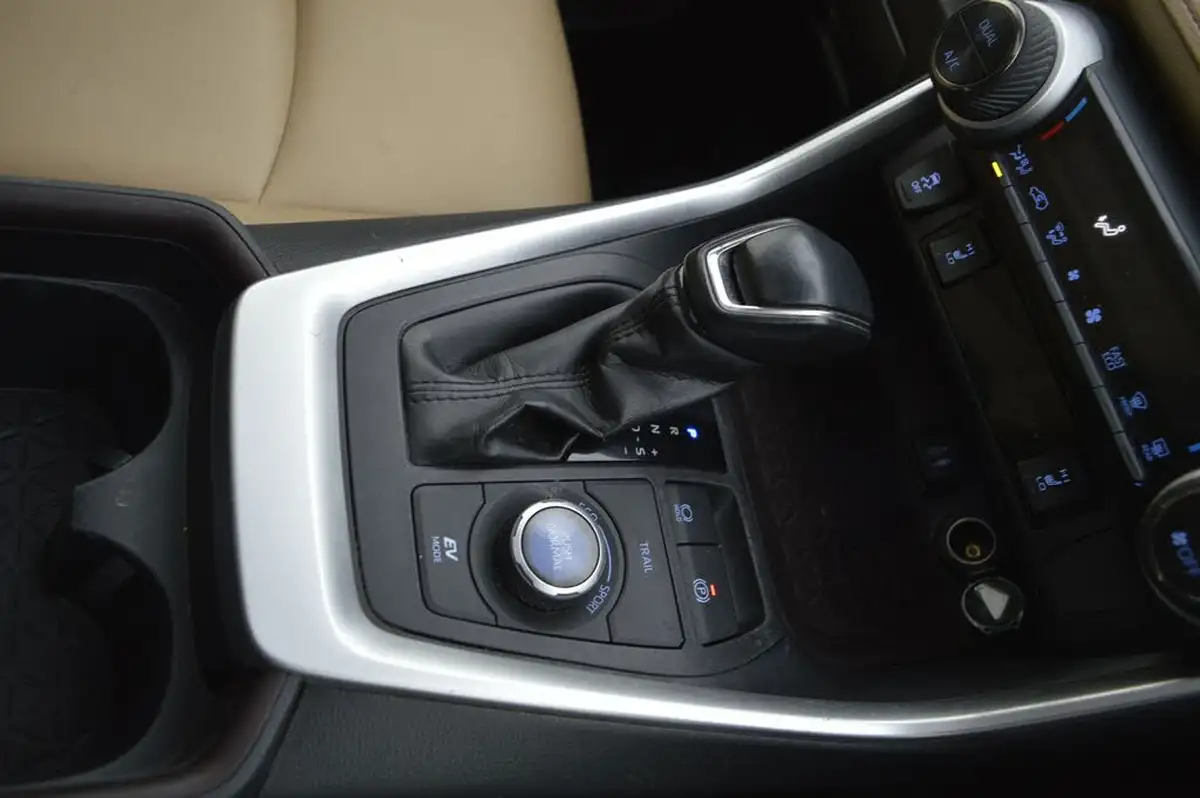 2019-toyota-rav4-25-vvt-i-excel-219bhp-premium-pack-big-19