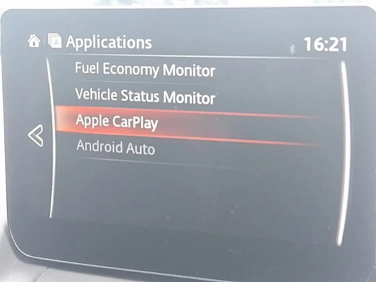 2022-mazda-mazda2-15-e-skyactiv-g-sport-big-15