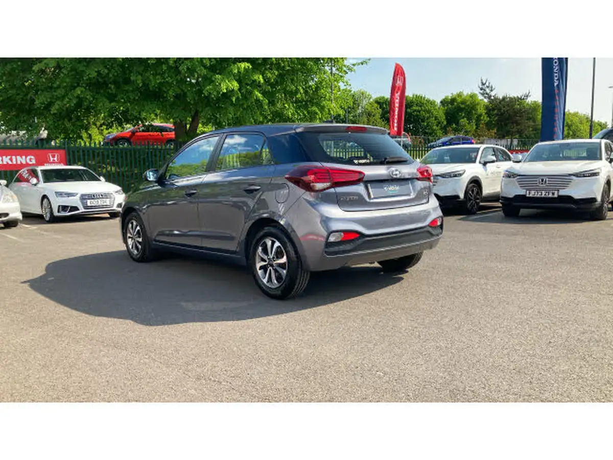 2018-hyundai-i20-12-se-mpi-isg-hatchback-5d-big-39