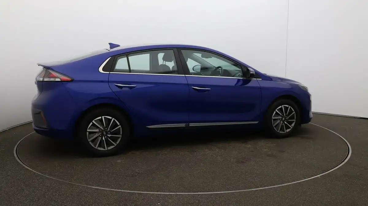 2022-hyundai-ioniq-e-premium-electric-big-50