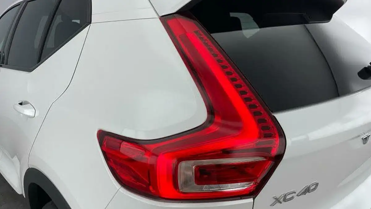 2023-volvo-xc40-20-b4-ultimate-big-29