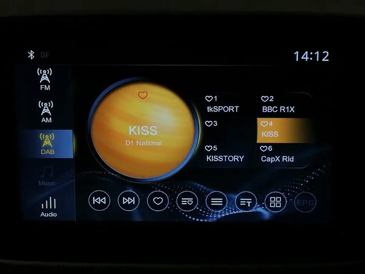 2023-mg-mg3-15-vti-tech-exclusive-nav-big-12