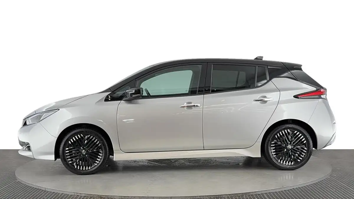 2022-nissan-leaf-e-n-connecta-39kwh-big-6