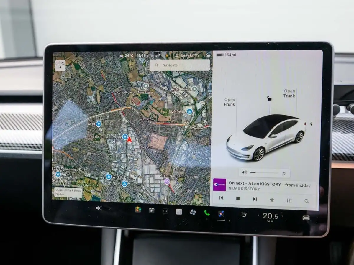 2020-tesla-model-3-e-standard-plus-big-11