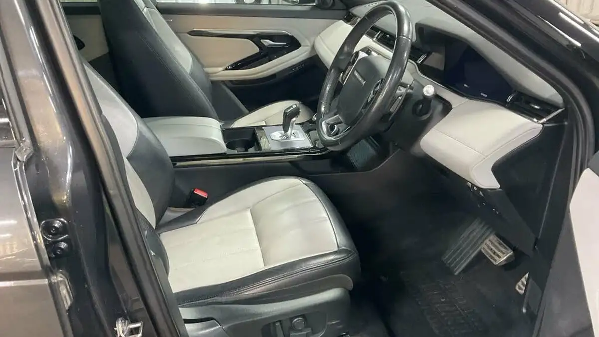 2019-land-rover-range-rover-evoque-20-d150-r-dynamic-se-big-1