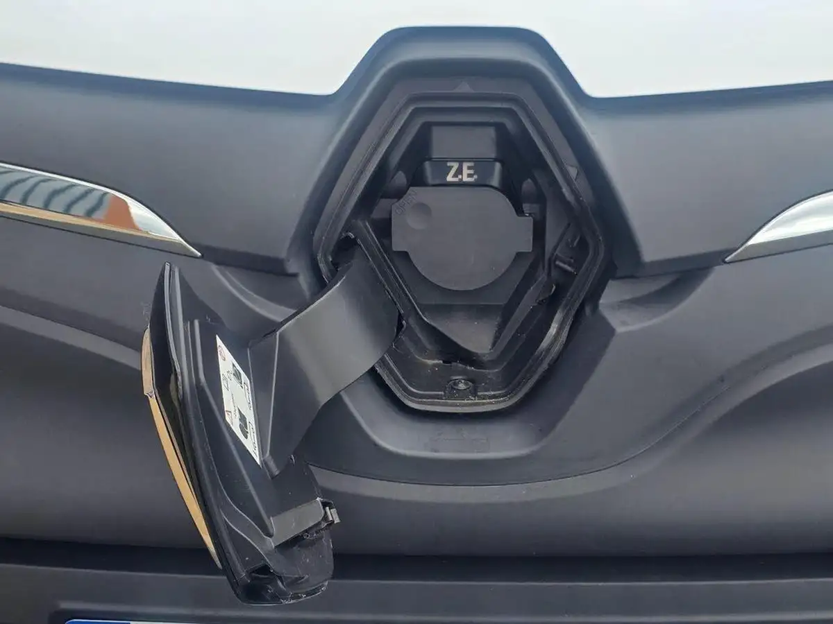 2019-renault-kangoo-maxi-e-maxi-ze33-panel-big-20