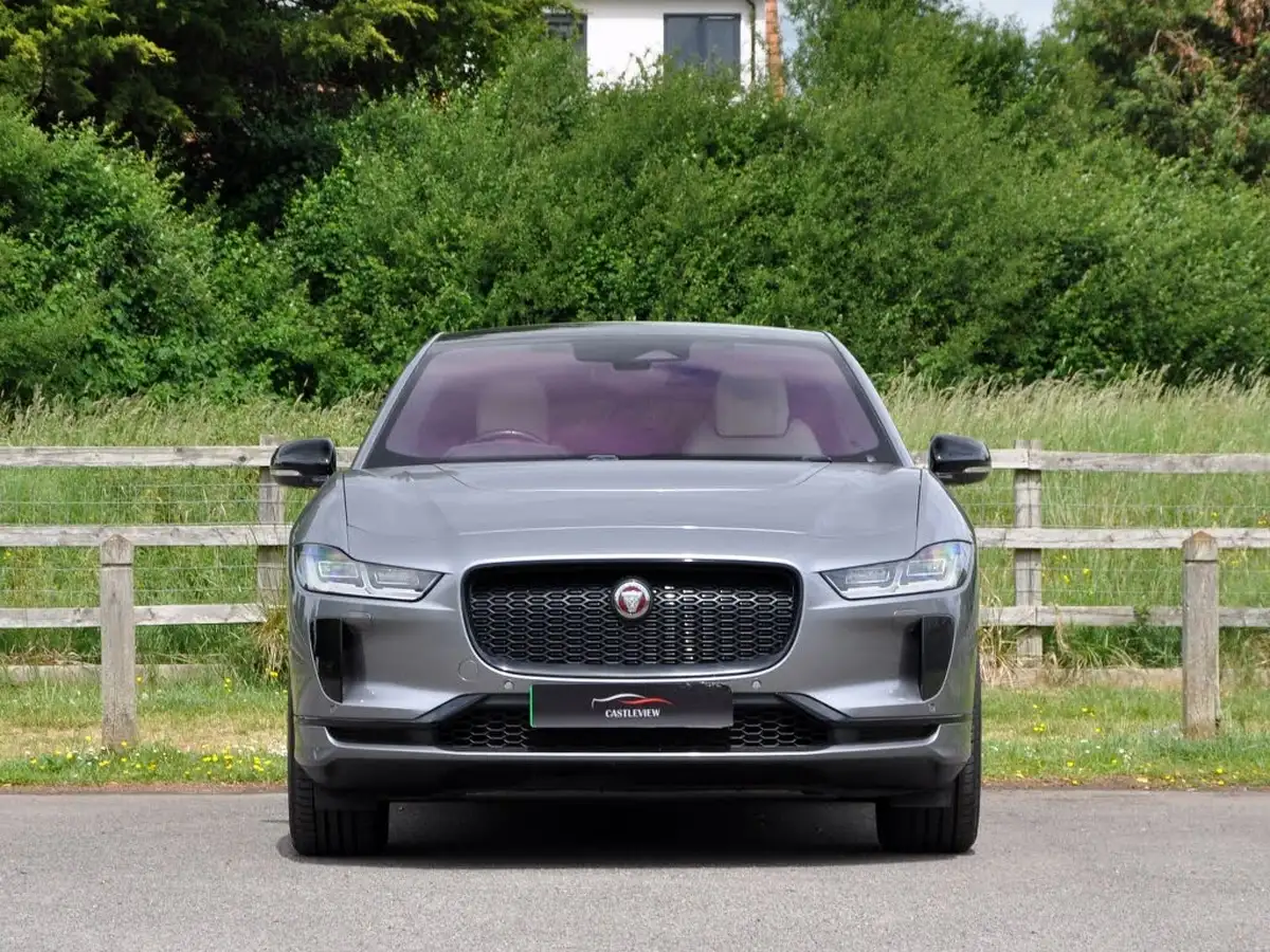 2021-jaguar-i-pace-ev400-black-big-17