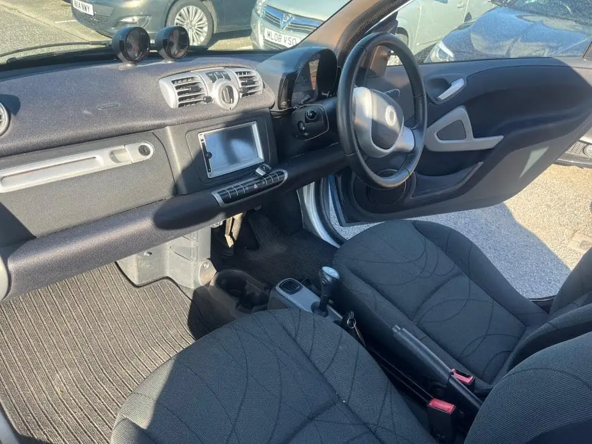 2013-smart-fortwo-08td-passion-coupe-big-12