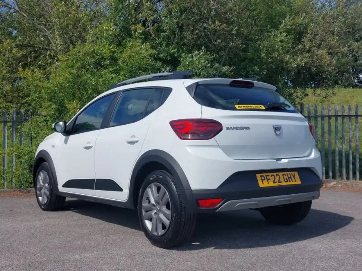 2022-dacia-sandero-stepway-10-tce-comfort-90bhp-auto-big-1
