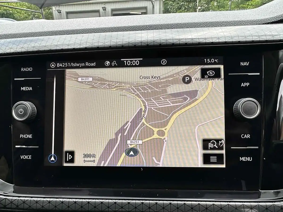 2022-volkswagen-t-cross-10-tsi-sel-big-6