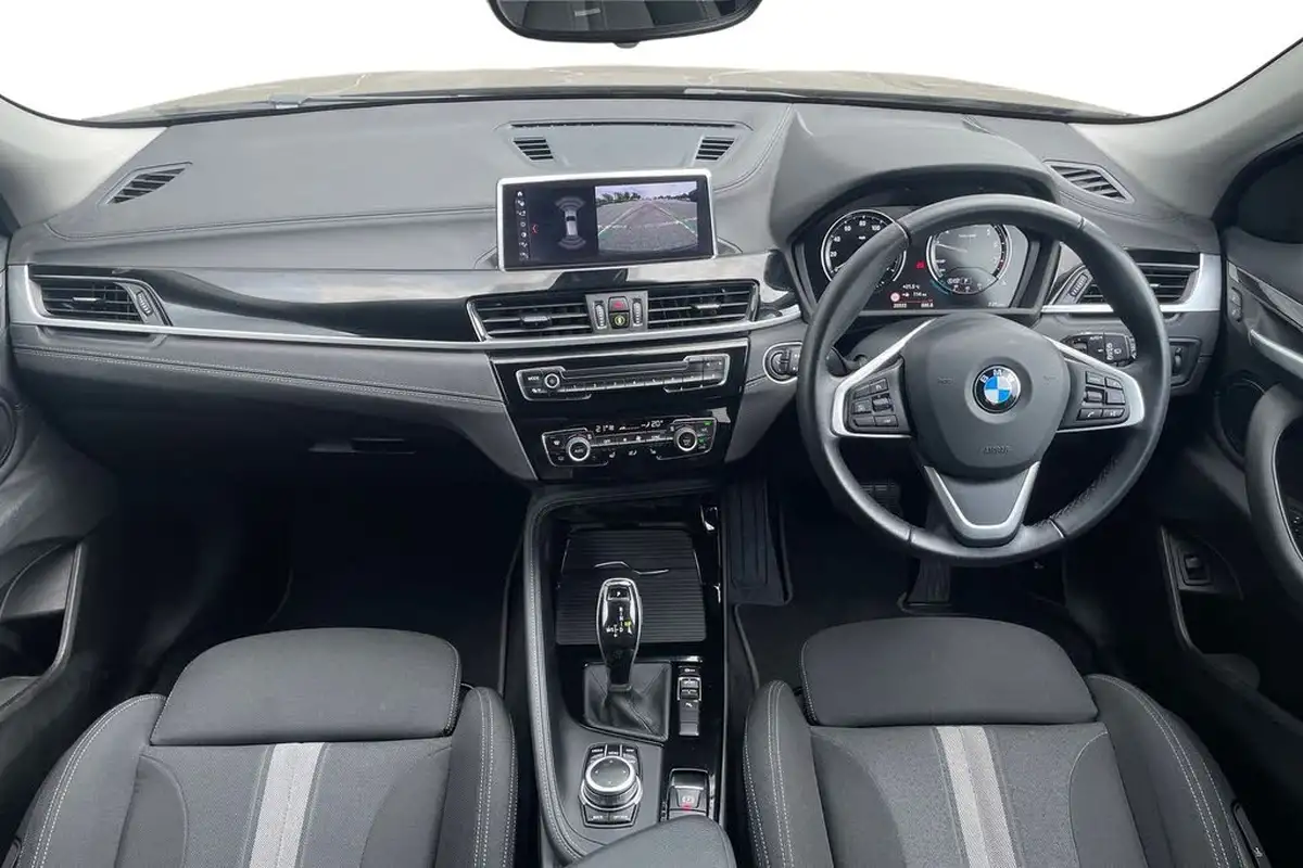 2021-bmw-x2-15-sdrive18i-sport-dct-big-10