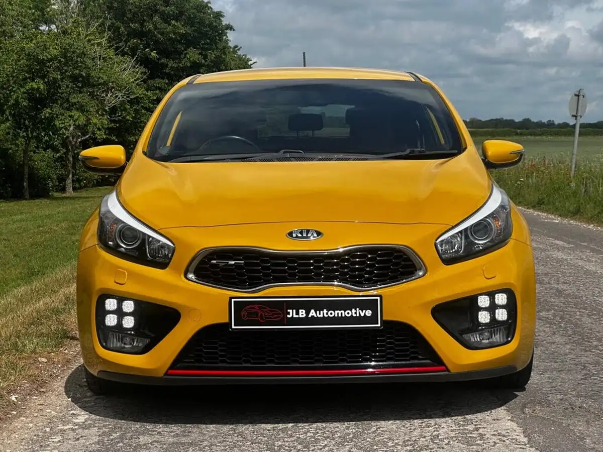 2015-kia-pro-ceed-16-t-gdi-gt-big-5