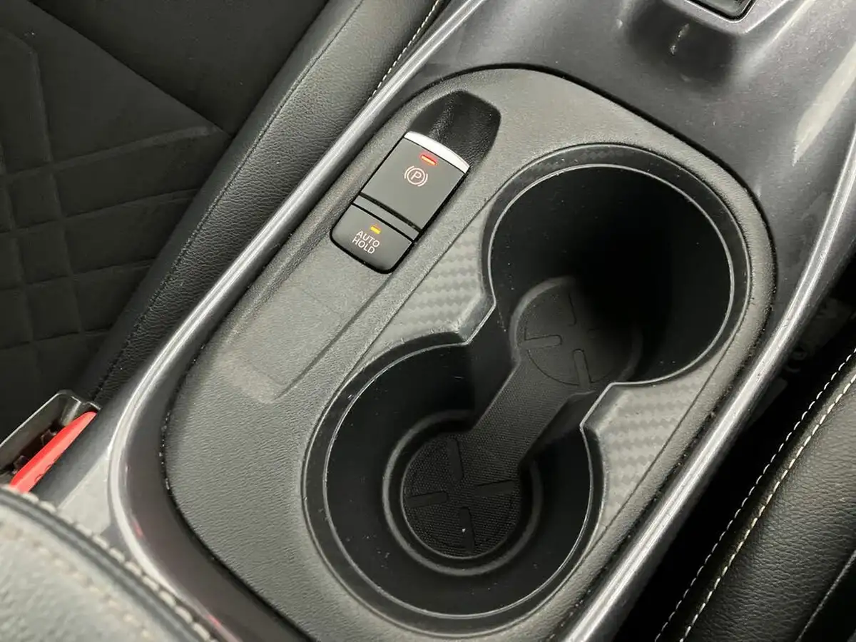 2022-nissan-juke-10-dig-t-tekna-dct-big-40