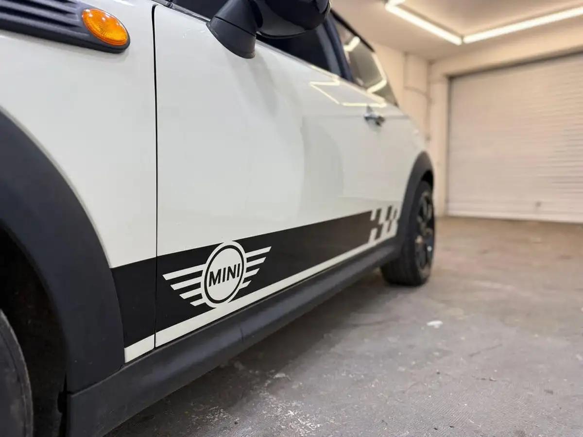 2009-mini-cooper-14-first-75bhp-big-19