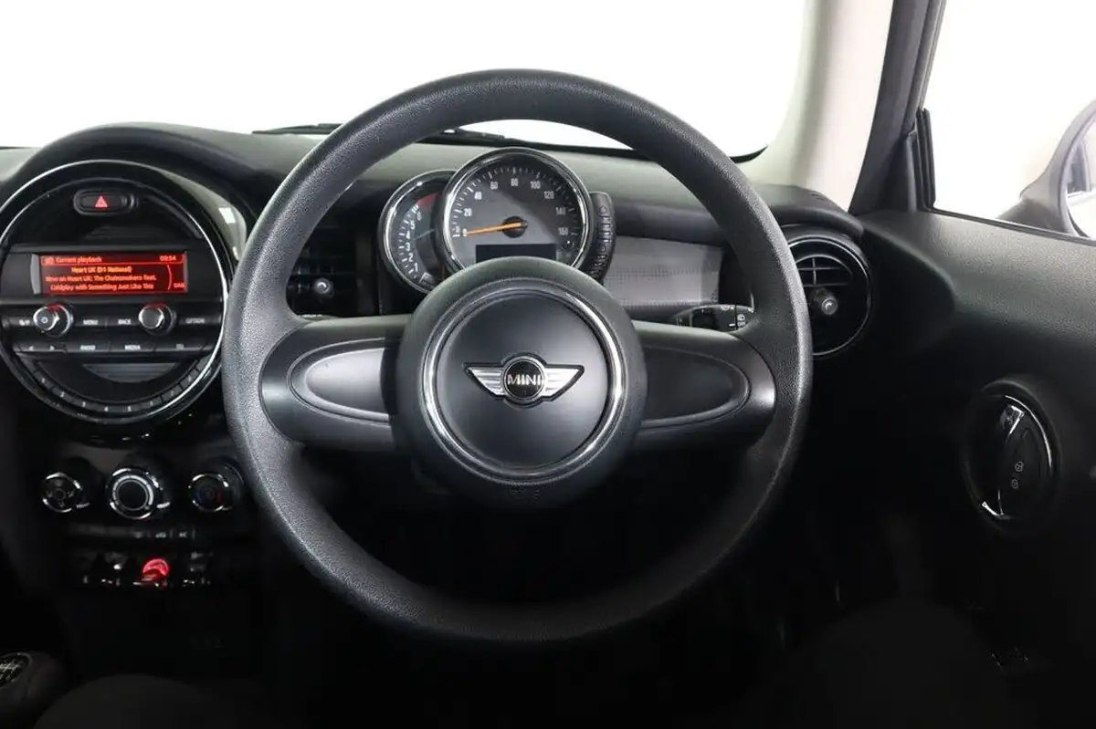 2016-mini-cooper-15-cooper-ss-hatchback-3d-big-18