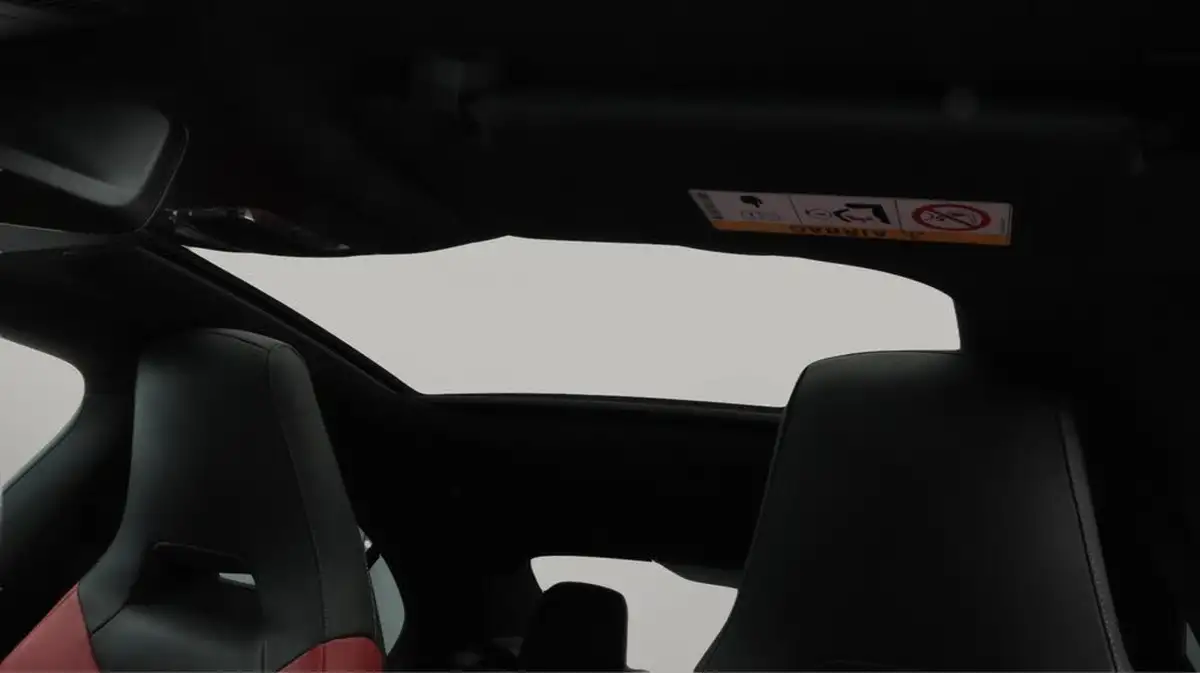 2021-mercedes-benz-cla-13-cla-180-amg-line-premium-plus-coupe-4d-big-21