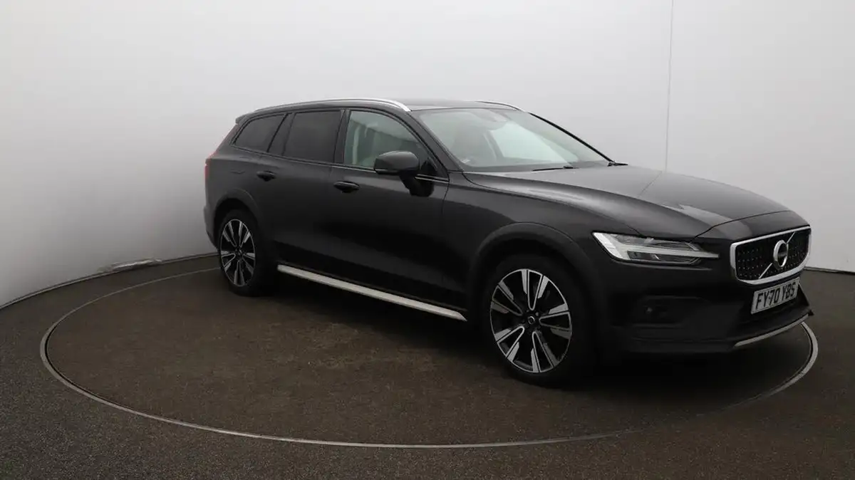 2020-volvo-v60-20td-d4-cross-country-plus-big-35