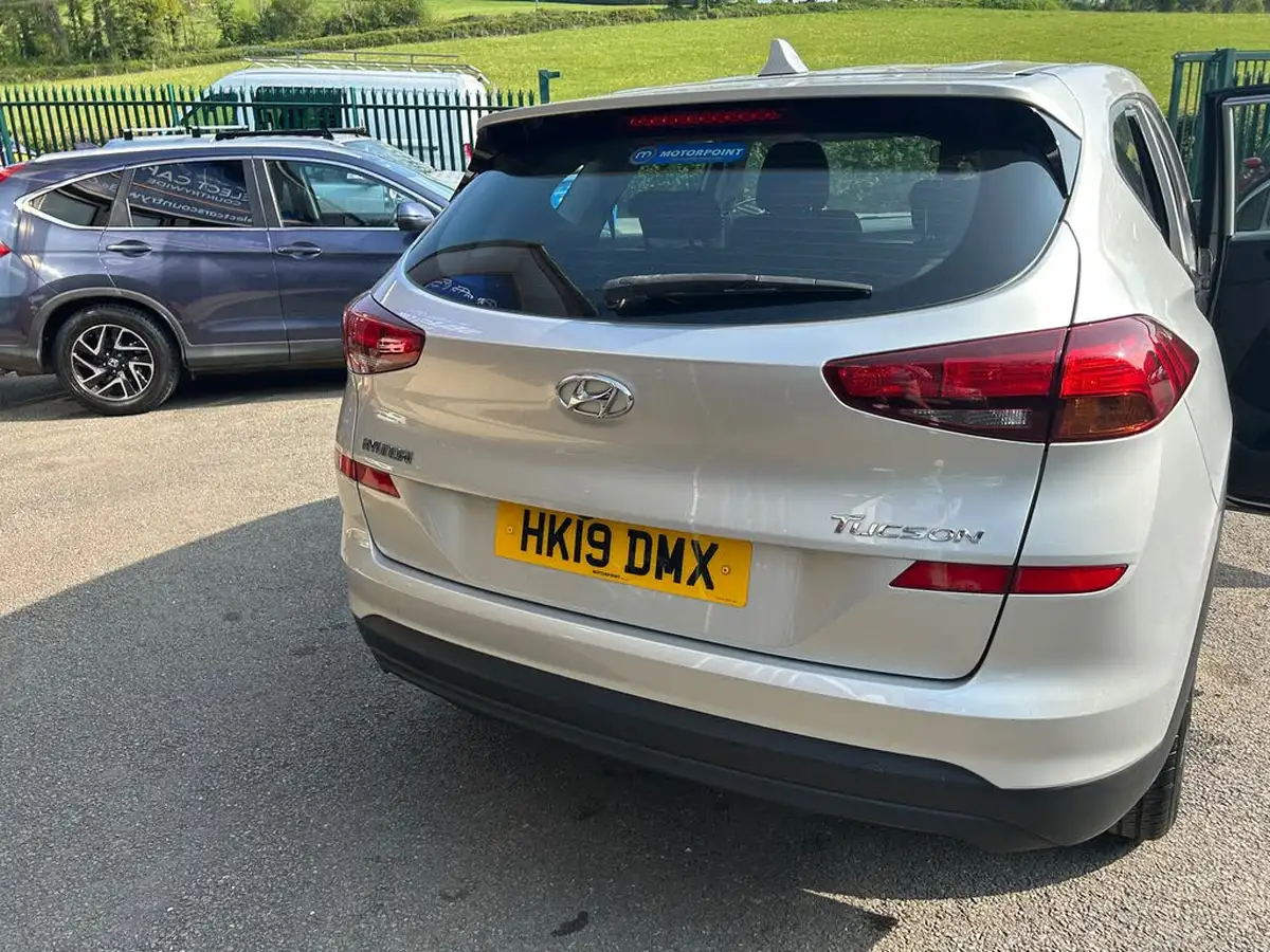 2019-hyundai-tucson-16-gdi-s-connect-big-5