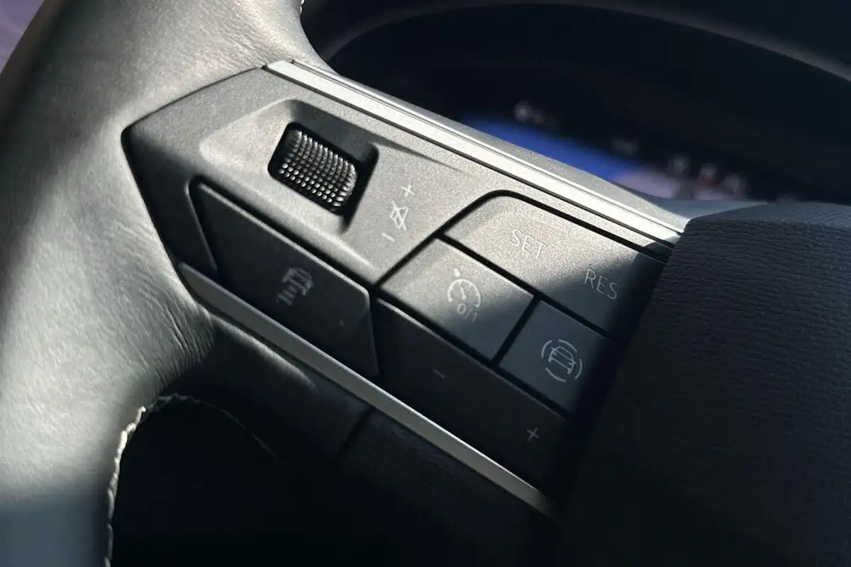 2022-seat-arona-10-tsi-xperience-lux-dsg-big-30