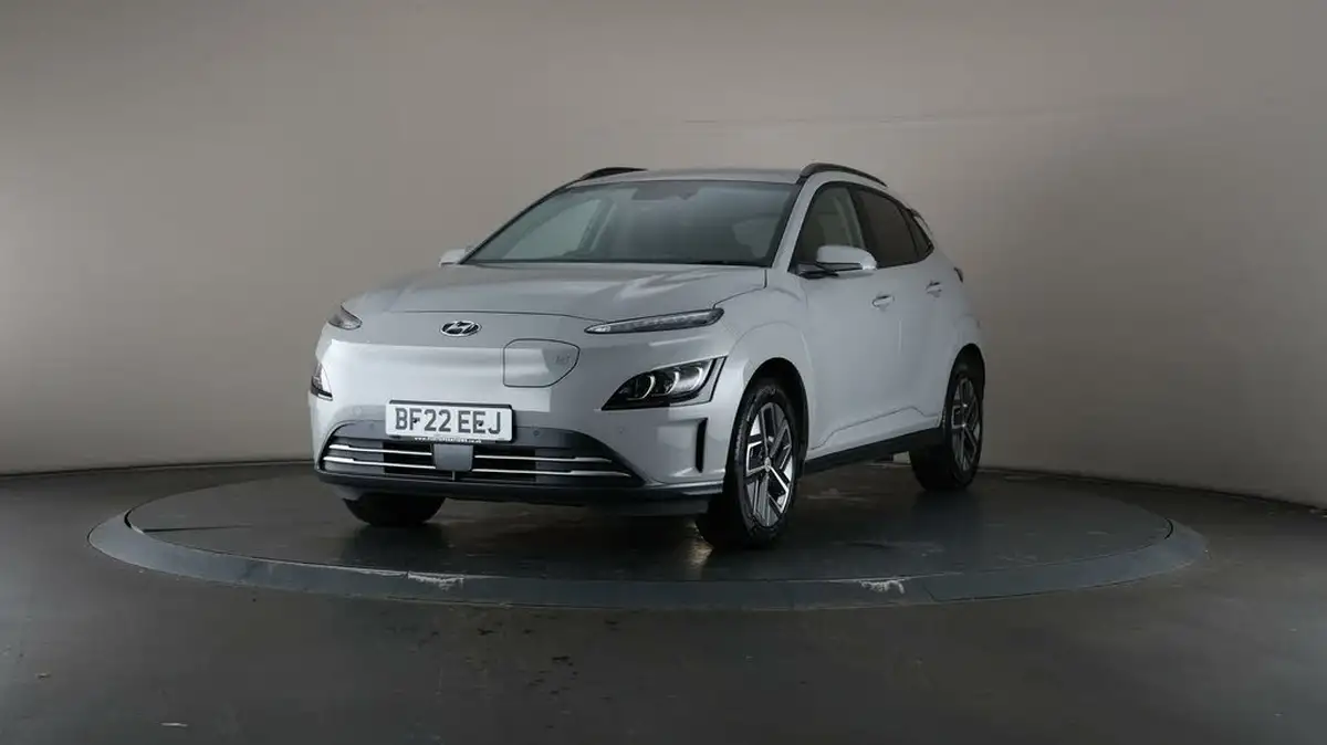2022-hyundai-kona-e-premium-204ps-64kwh-7kw-obc-big-47