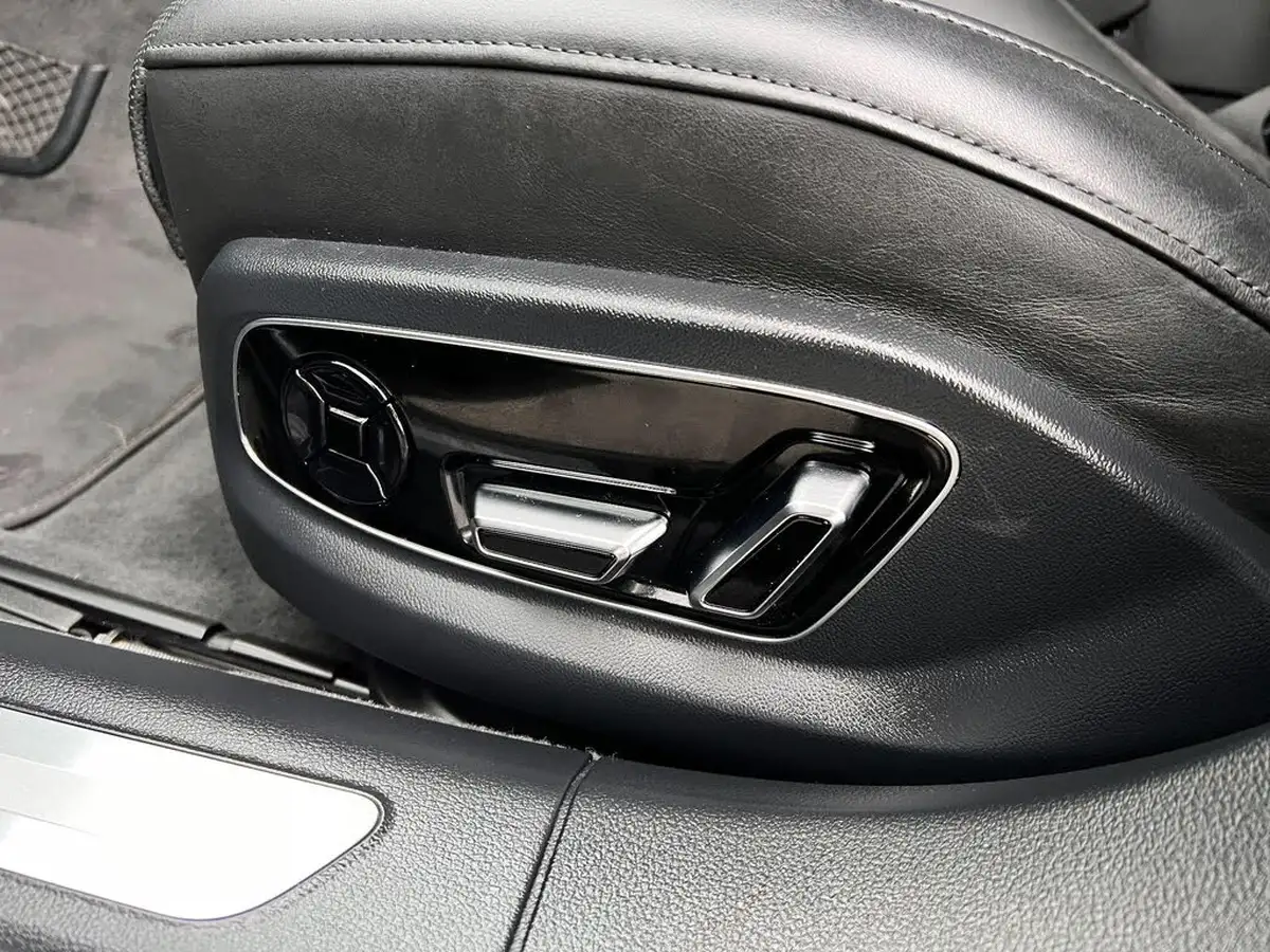 2021-audi-a8-30-55-tfsi-black-edition-big-41