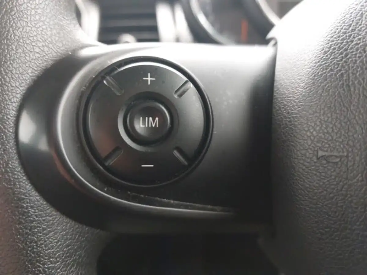 2019-mini-cooper-15-cooper-classic-hatchback-5d-big-12