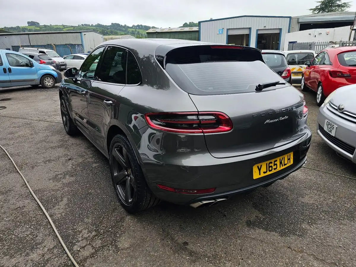 2015-porsche-macan-36-turbo-big-4