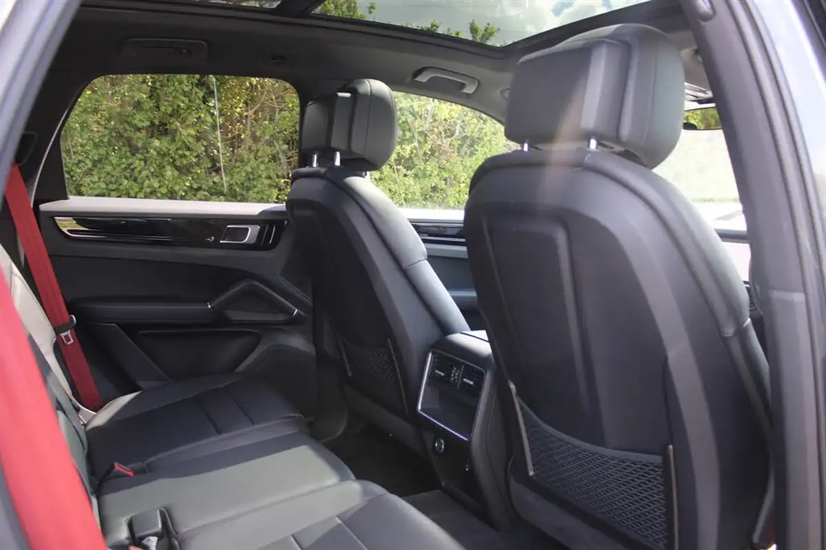 2020-porsche-cayenne-30-v6-station-wagon-big-14