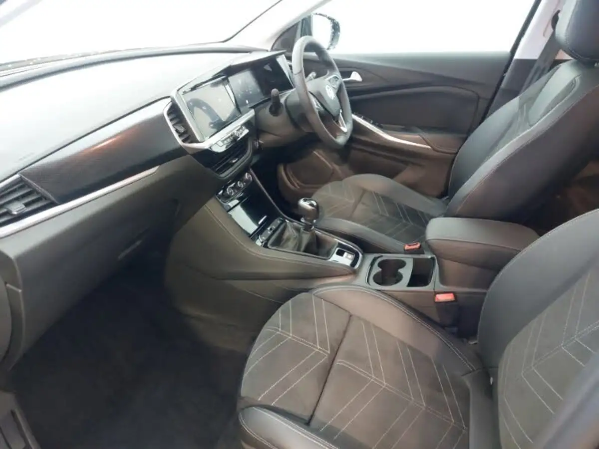 2024-vauxhall-grandland-12-ultimate-130ps-big-4
