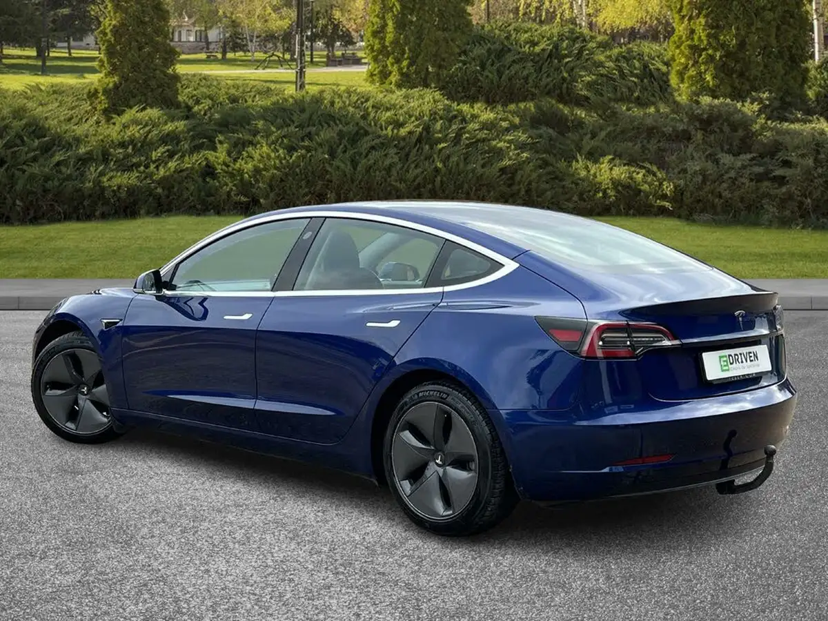 2020-tesla-model-3-e-standard-plus-big-4