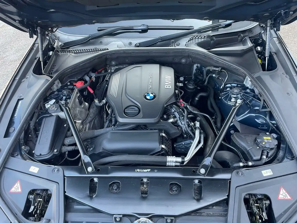 2014-bmw-5-series-big-18
